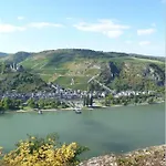 Rheinblick Am Rhein * באכאראך